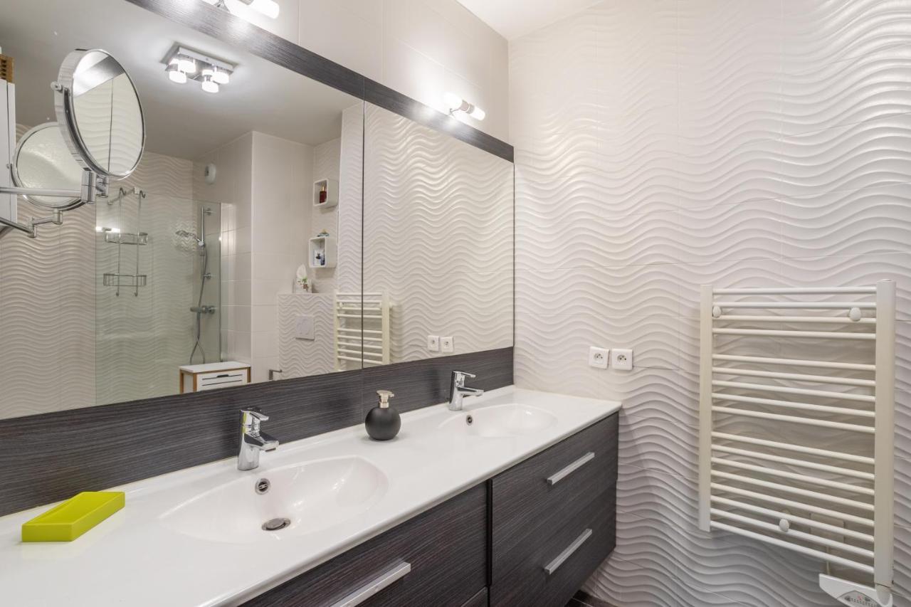Illanka - Appartement 3 Chambres Avec Parking Et Terrasse Proche Gare Rennes Eksteriør bilde
